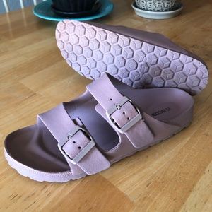 ‼️4/$20 SALE‼️ Steve Madden Slides